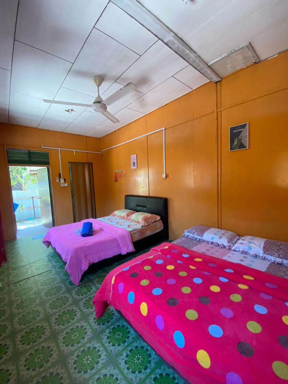 B'First Chalet Perhentian Island Kampung Kuala Besut Exteriör bild