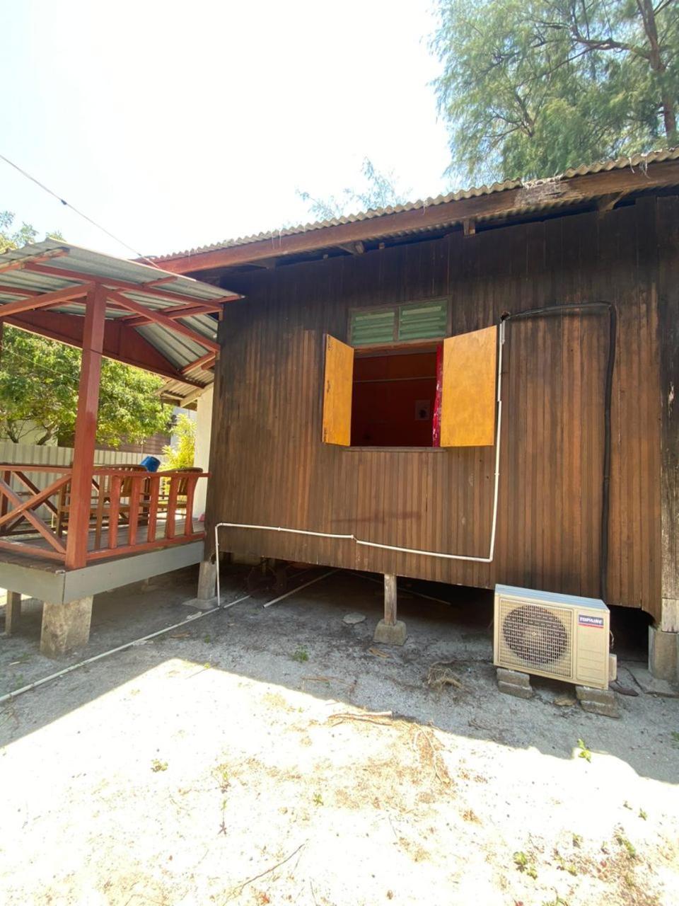 B'First Chalet Perhentian Island Kampung Kuala Besut Exteriör bild