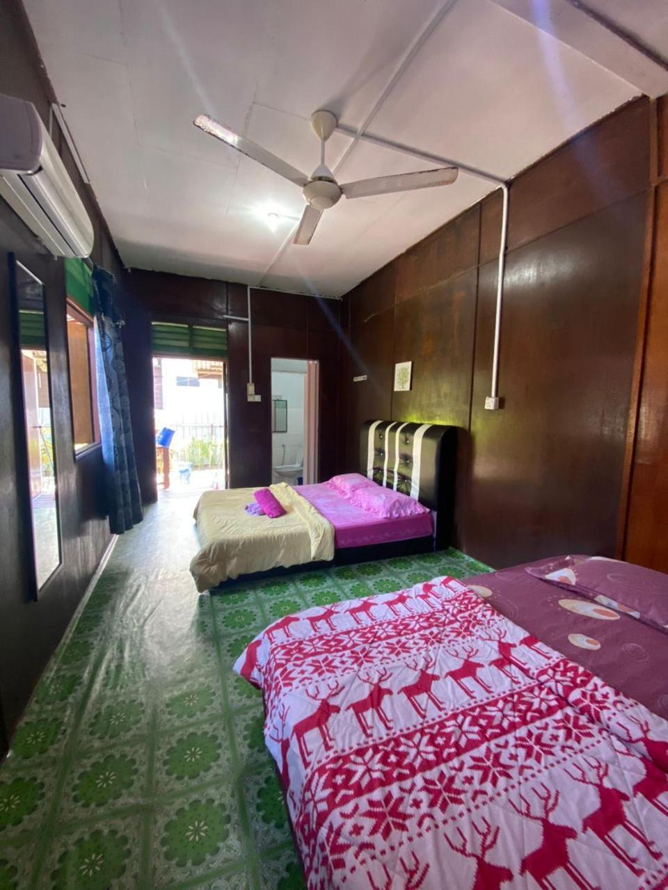 B'First Chalet Perhentian Island Kampung Kuala Besut Exteriör bild