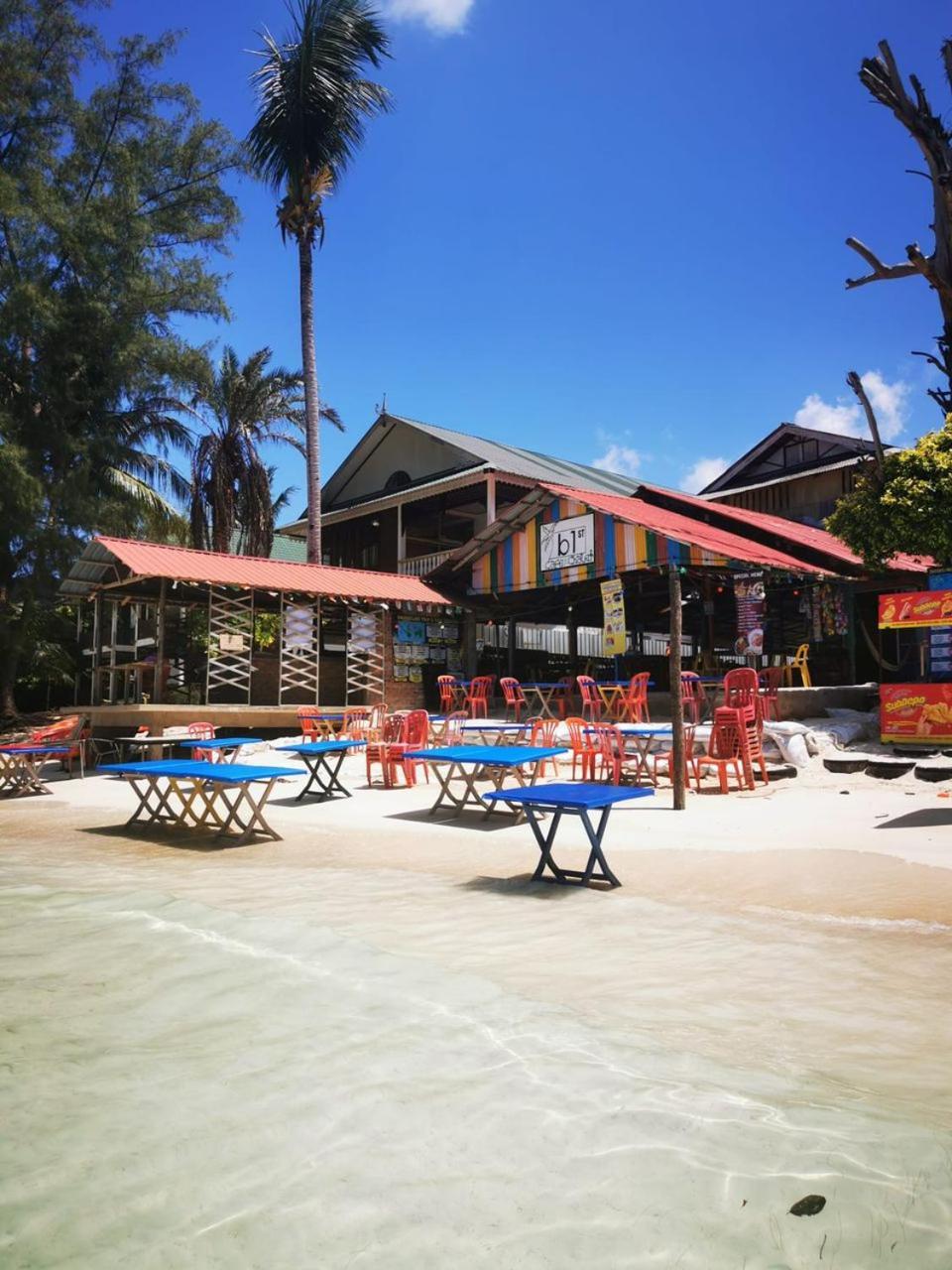 B'First Chalet Perhentian Island Kampung Kuala Besut Exteriör bild